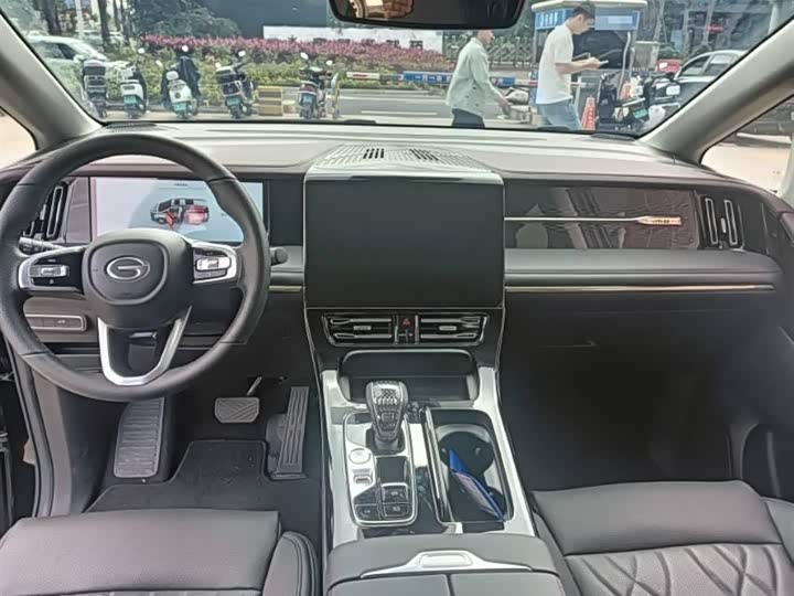 Фото 5 - GAC Trumpchi M8