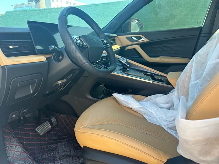 Фото 2 - Roewe RX5