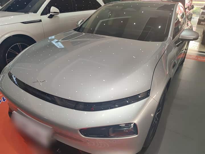 Фото 2 - XPeng P7