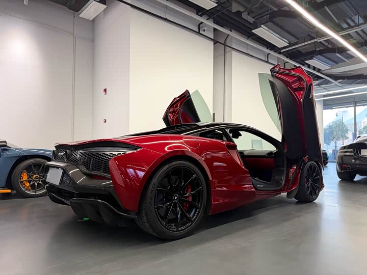 Фото 6 - McLaren Artura