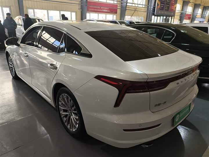 Фото 5 - Bestune B70