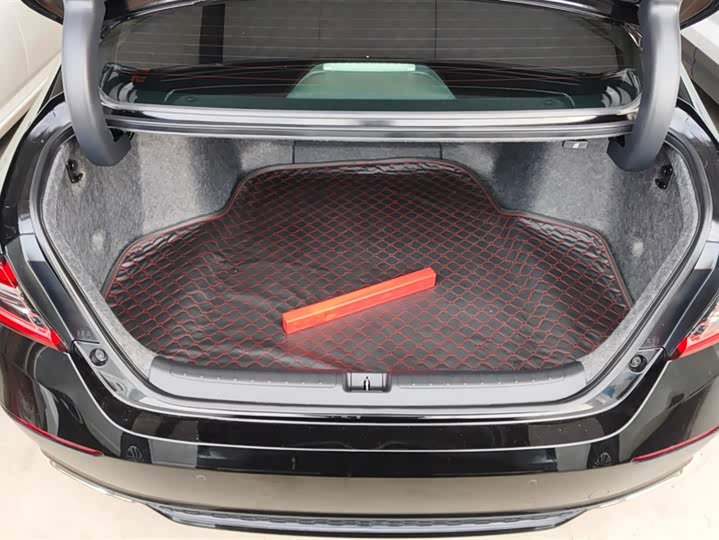 Фото 4 - Honda Accord