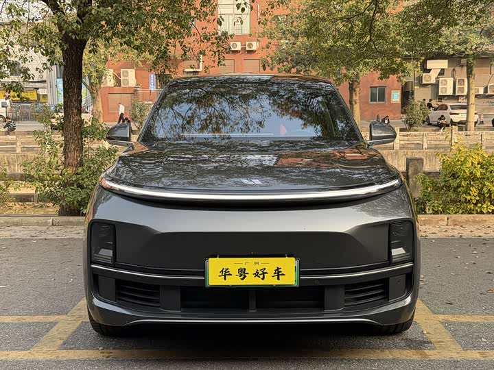 Фото 2 - LiXiang L9