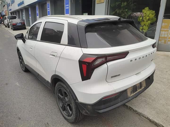 Фото 5 - Geely Geometry E Firefly