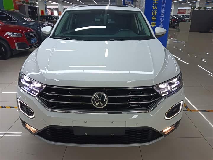 Фото 3 - Volkswagen T-Roc