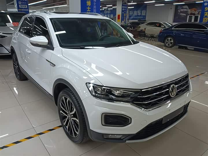 Фото 4 - Volkswagen T-Roc