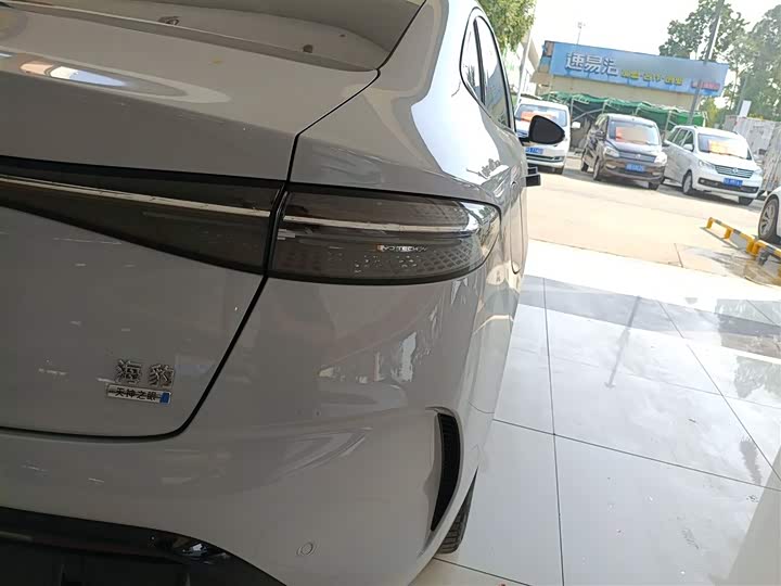 Фото 8 - BYD Seal