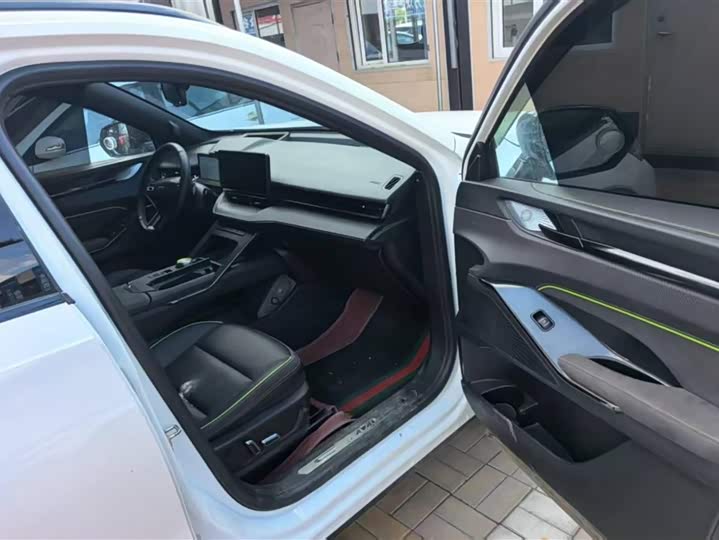 Фото 8 - Haval H6S