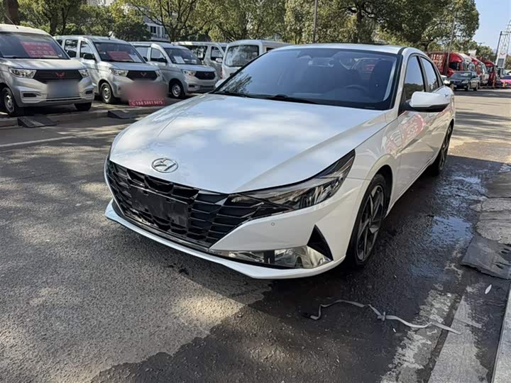 Фото 1 - Hyundai Elantra N line