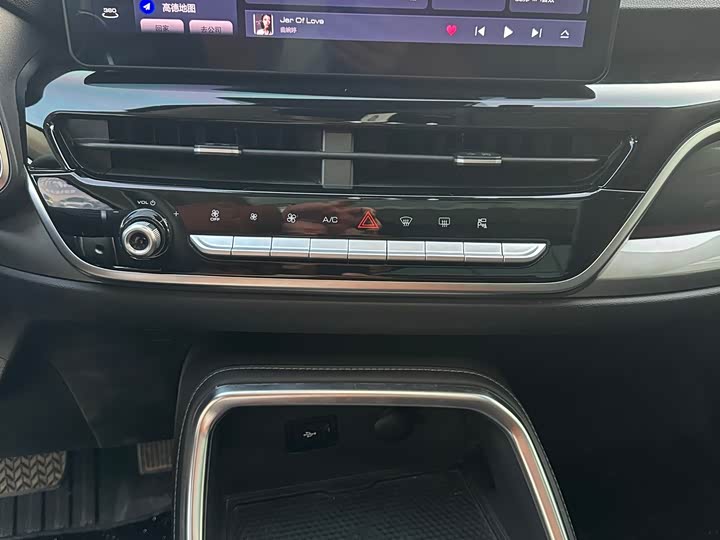 Фото 6 - Haval H6