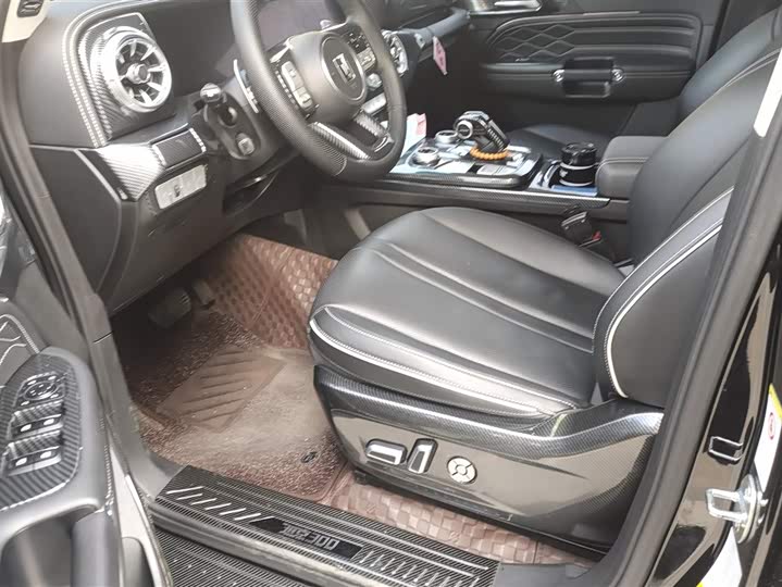 Фото 9 - Tank 300