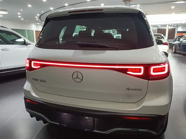 Фото 6 - Mercedes-Benz EQB