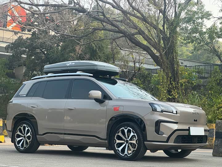 Фото 2 - GAC Aion V