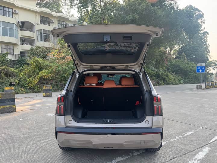 Фото 8 - GAC Aion V