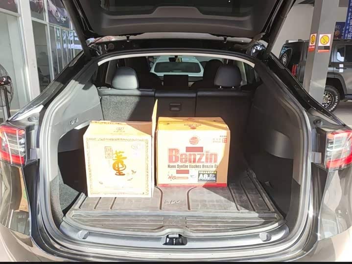 Фото 8 - Tesla Model Y