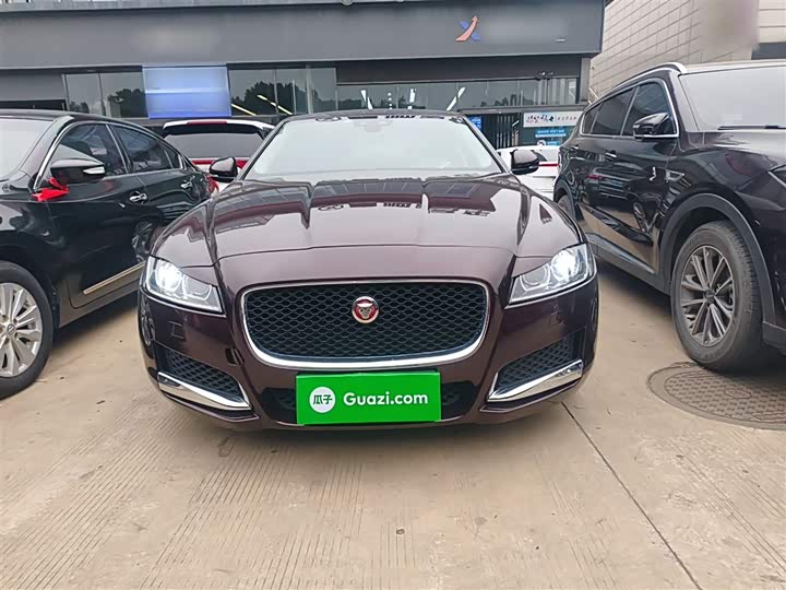 Фото 3 - Jaguar XF L