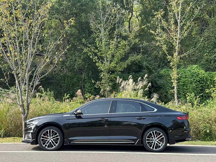 Фото 3 - Geely Preface