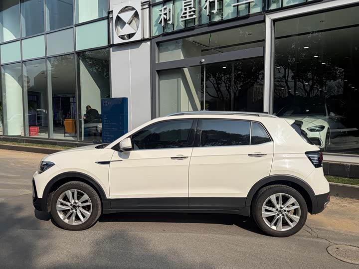 Фото 3 - Volkswagen T-Cross