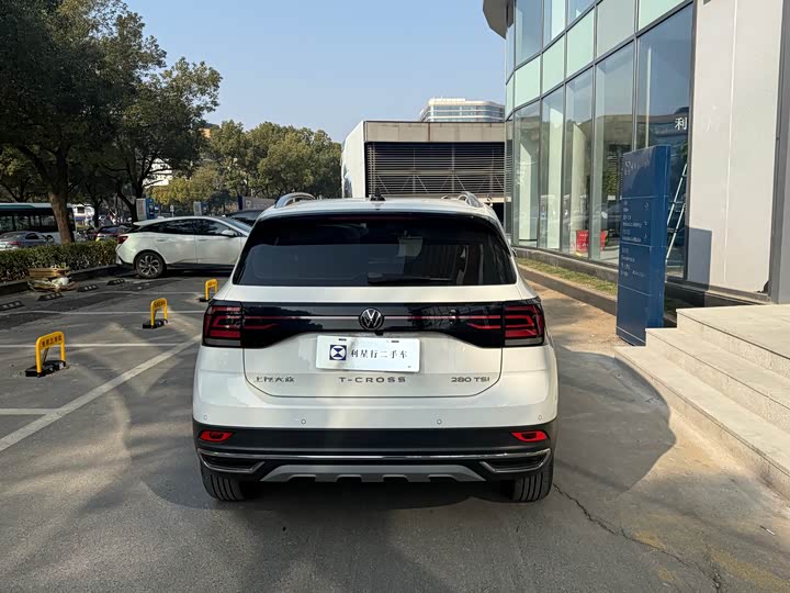 Фото 4 - Volkswagen T-Cross