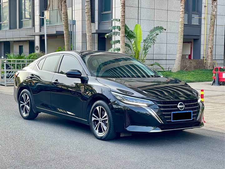 Фото 3 - Nissan Sylphy