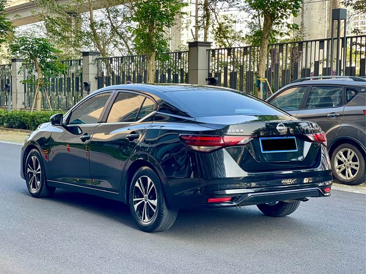 Фото 7 - Nissan Sylphy