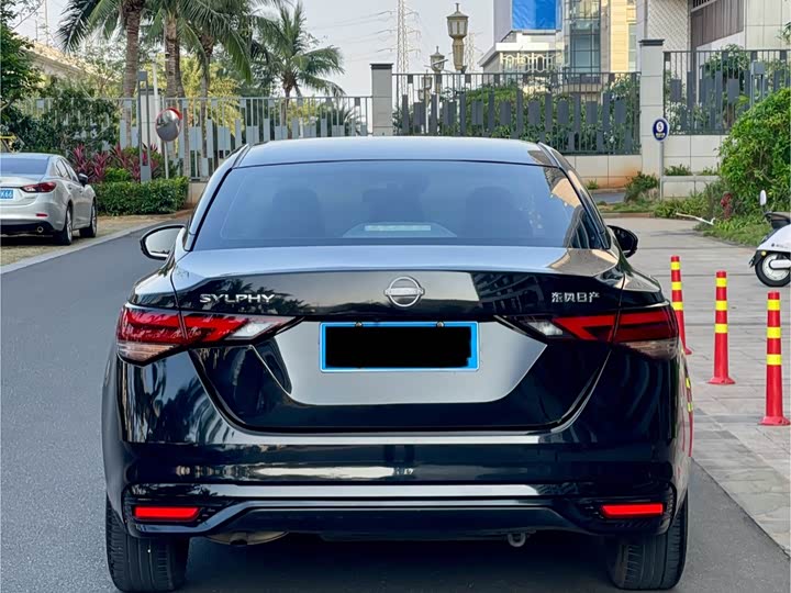 Фото 8 - Nissan Sylphy