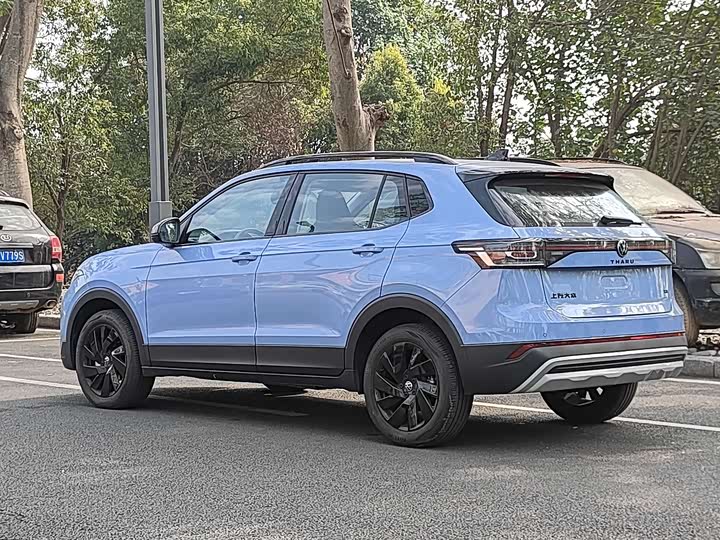 Фото 6 - Volkswagen Tharu