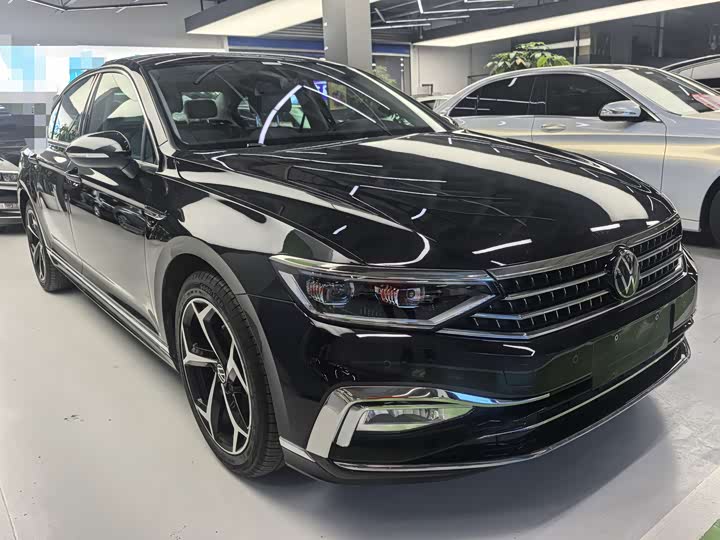 Фото 3 - Volkswagen Magotan