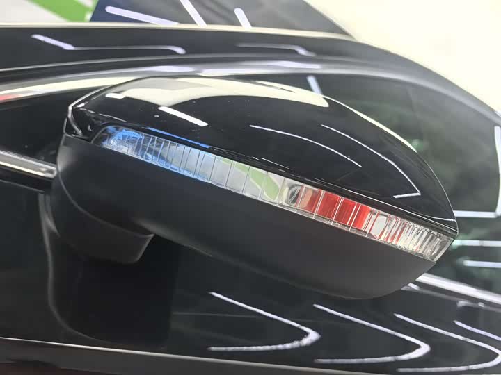 Фото 4 - Volkswagen Magotan