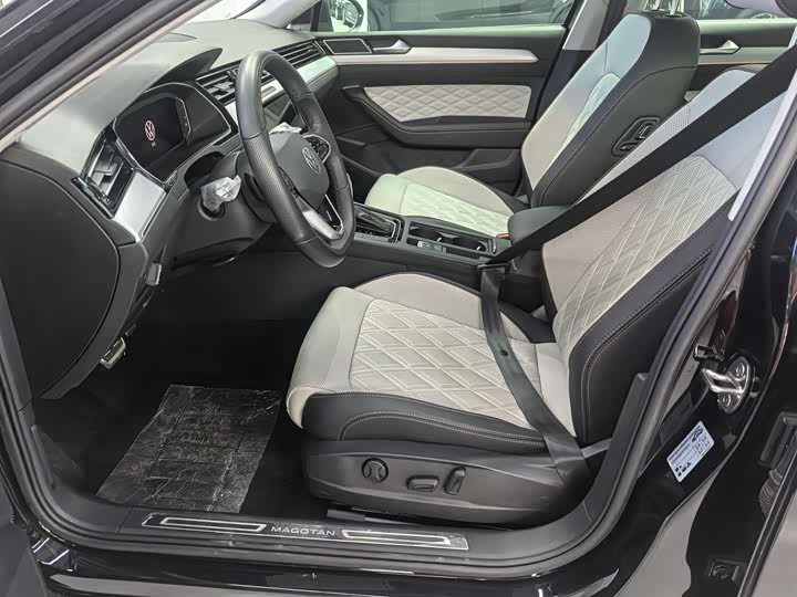 Фото 6 - Volkswagen Magotan