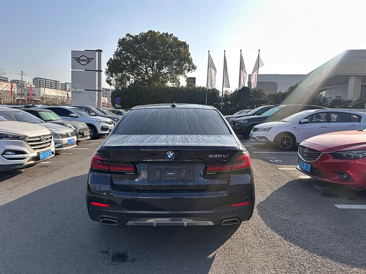 Фото 9 - BMW 5 Series