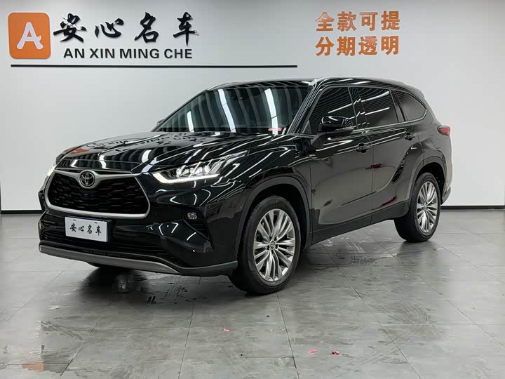 Фото 1 - Toyota Highlander