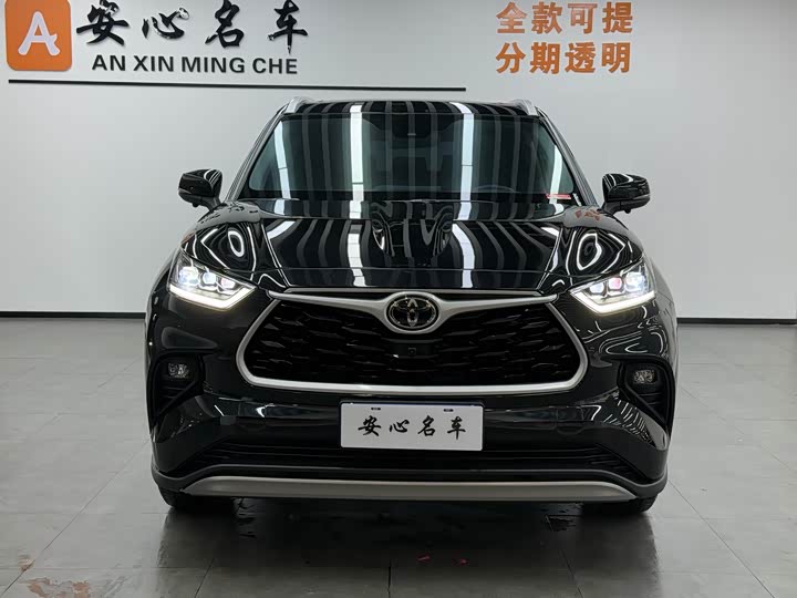 Фото 2 - Toyota Highlander