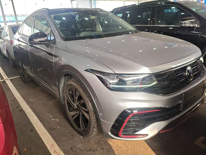 Фото 4 - Volkswagen Tiguan X