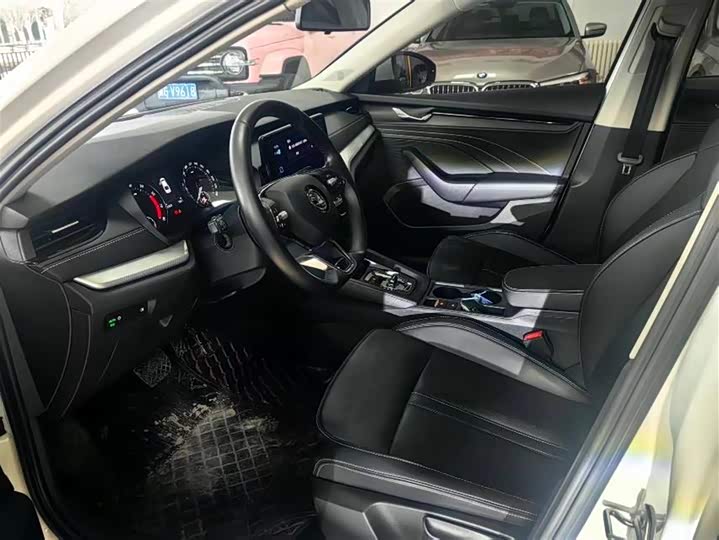 Фото 8 - Skoda Octavia Pro