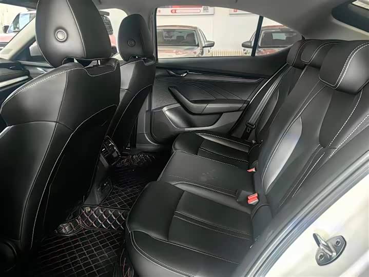 Фото 9 - Skoda Octavia Pro