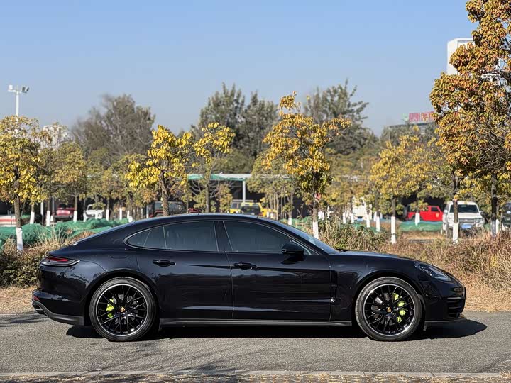 Фото 6 - Porsche Panamera