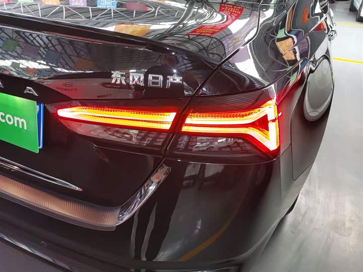 Фото 8 - Nissan Teana