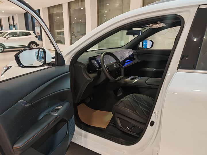 Фото 5 - Changan CS75 Plus