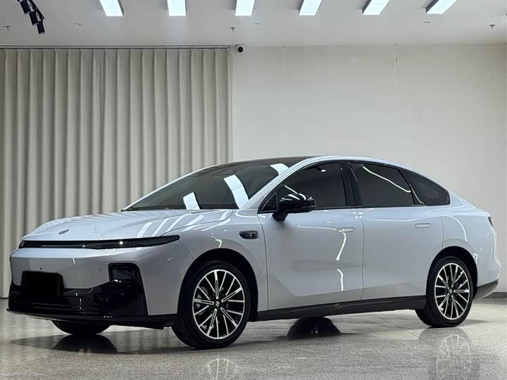 Фото 1 - Leapmotor B01