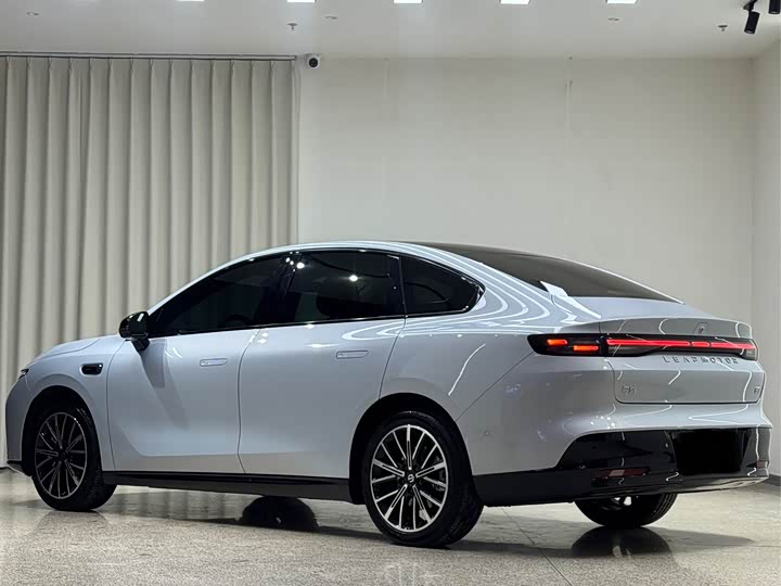 Фото 4 - Leapmotor B01