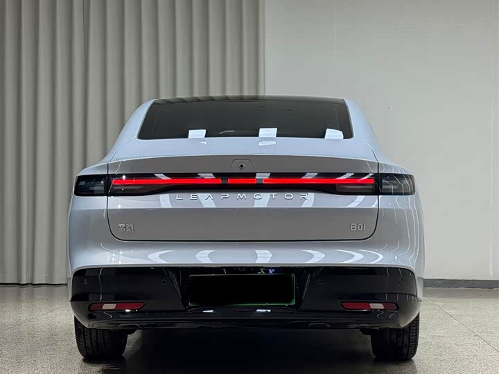 Фото 5 - Leapmotor B01