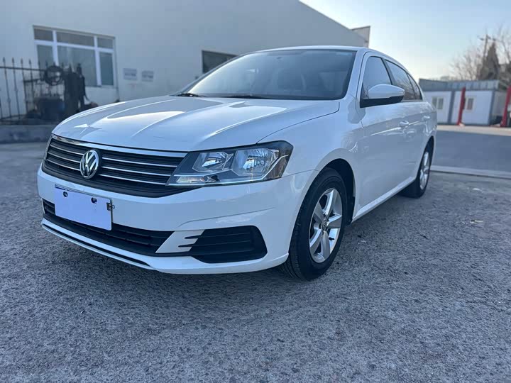 Фото 1 - Volkswagen Lavida