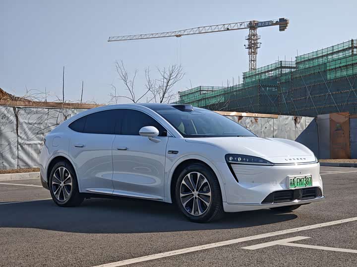 Фото 2 - Luxeed R7