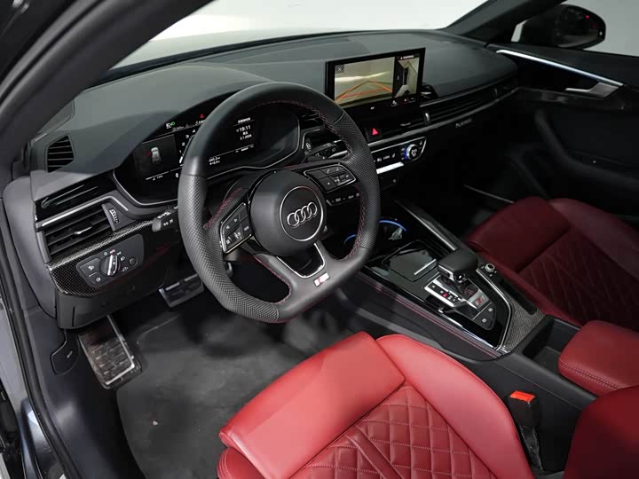 Фото 8 - Audi S4