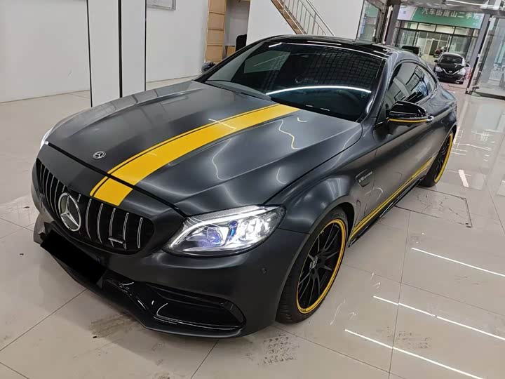 Фото 1 - Mercedes-Benz C-Class AMG