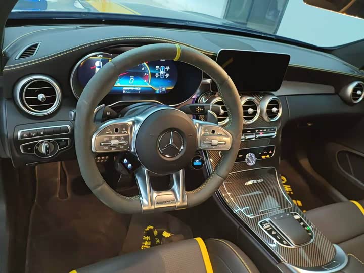 Фото 2 - Mercedes-Benz C-Class AMG