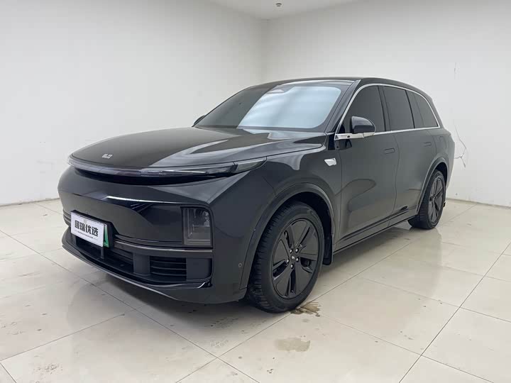 Фото 1 - LiXiang L8