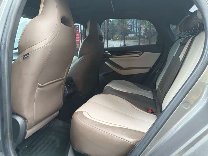 Фото 6 - BYD Qin Plus