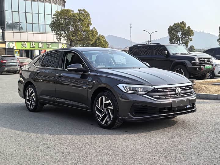 Фото 3 - Volkswagen Sagitar L